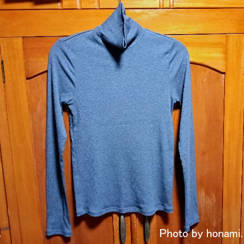 ウォームリブタートルネックTDARKGRAYの写真